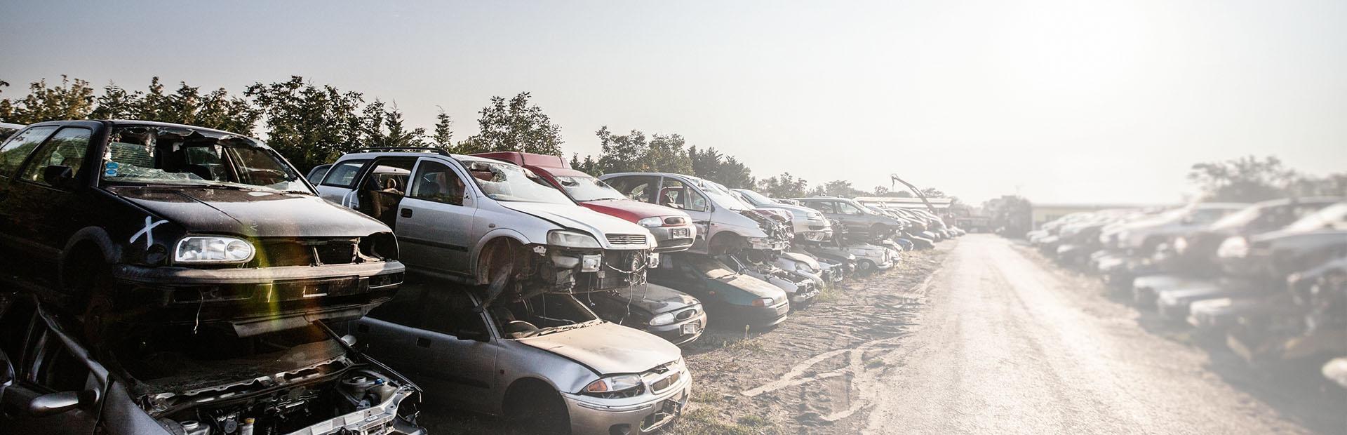 Slajd 2 - Auto Szrot Autokasacja Rozbiórka samochodów